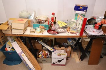 LOT 134 - ALL CONTENTS ABOVE AND BELOW TABLE - MOSTLY VINTAGE ITEMS - AND GLASSWARE - COOL THINGS!