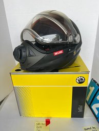 123 - HELMET, READ NOTES