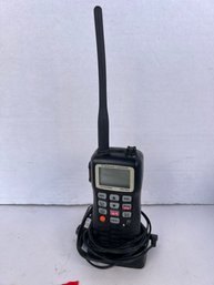 135 - HX751L FLOATING RADIO