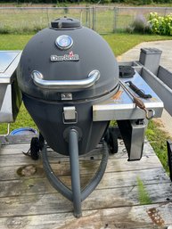 207 - CHAR-BROIL GRILL