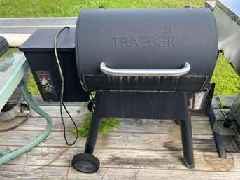 208 - TRAEGER WOOD PELLET GRILL