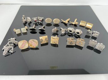 LOT 186 - VINTAGE CUFFLINK COLLECTION