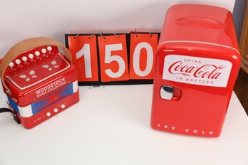 150 - MINI COOLER AND WOODSTOCK MUSIC COLLECTION ITEM