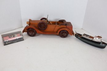 LOT 38 - WOODEN CAR , LITTLE CAR AND SHIP