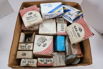 LOT 74 - BOX FULL OF VINTAGE GAS CAPS / THEROSTATS AND MORE