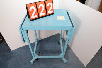 222 - VINTAGE METAL ROLLING TABLE IN A GREAT COLOR!