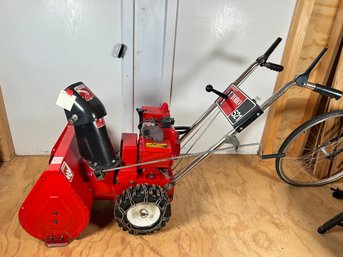 21 - ONE OWNER TORO 521 SNOWBLOWER, SUPER CLEAN! ELECTRIC START