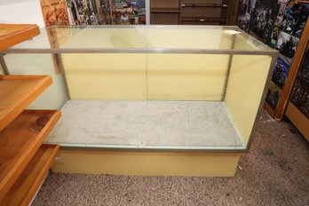 248 - NICE FLOOR DISPLAY CASE (2ND FLOOR)