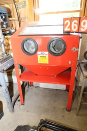 269 - SANDBLASTING CABINET - LOOKS VERY CLEAN!