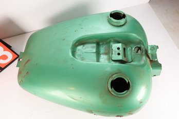 353 - MOTORCYCLE GAS TANK