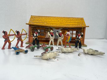 26 - VINTAGE METAL CABIN AND METAL COWBOYS / INDIANS, OLD!