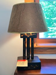 163 - WOOD LAMP