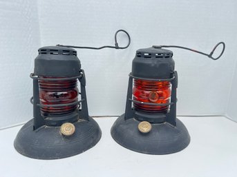 42 - DIETZ LIGHTS, RED GLASS