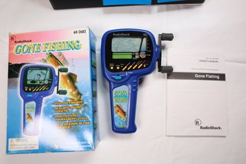 64 - VINTAGE GONE FISHING HANDHELD GAME