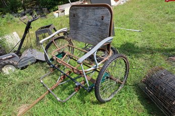 418 - SEAT ON TOWABLE CART