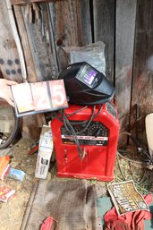 425 - ARC WELDER WITH EXTRAS