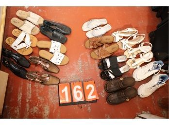 LOT 162 - SHOE LOT