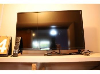 LOT 84 - TV