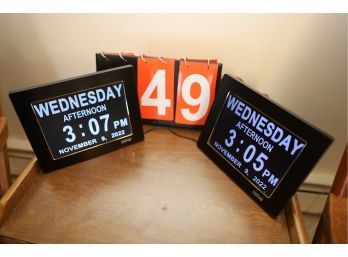 LOT 49 - PAIR OF 2 DIGITAL CALENDAR DAY CLOCKS