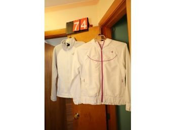 LOT 74 - WOMENS JACKETS