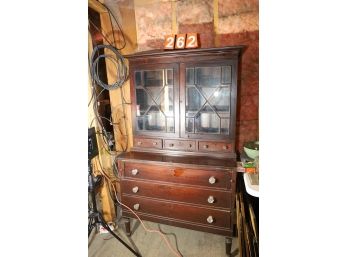 LOT 262 - BEAUTIFUL FURNITURE PIECE - BROKEN REAR FOOT - REPAIRABLE