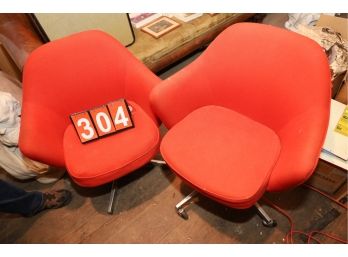 LOT 304 - PAIR OF MATCHING RED CHAIRS - SUPER COOL!