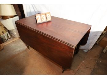 LOT 238 - FANCY DROP LEAF TABLE - AMAZING WOOD