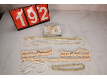 LOT 192 - JEWERLY