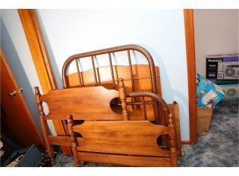 HEADBOARDS - FOOTBOARDS LOT