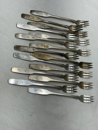 VINTAGE HORS D'OEUVRE FORKS