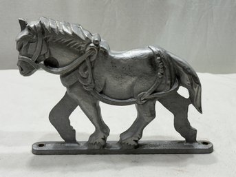 HORSE WALL MOUNT