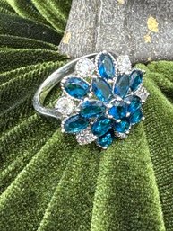 BLUE FLOWER RING