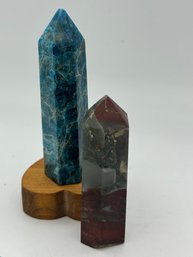 Quartz Tower's With Copper And Iron Trace