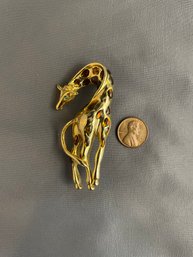 Cute Giraffe Pin