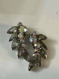 VINTAGE RHINESTONE CLIP ON EARRINGS