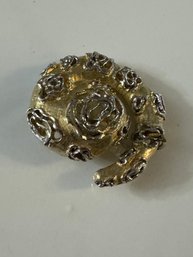 VINTAGE BROOCH