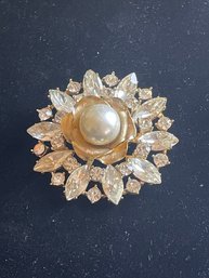 Vintage Rhinestone Brooch