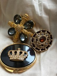 Vintage Brooches And Compact Mirror
