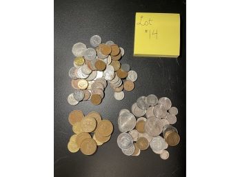 World Currency Lot 14