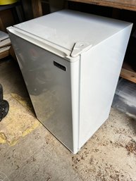 Magic Chef Mini Fridge