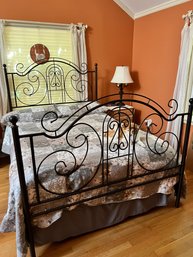 Queen Size Metal Bed And Mattresses