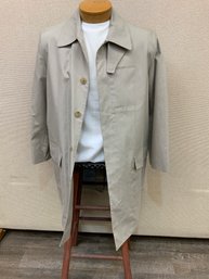 Men's Cole Haan Rain Coat 3/4 Length Size M  No Stains Rips Or Discoloration