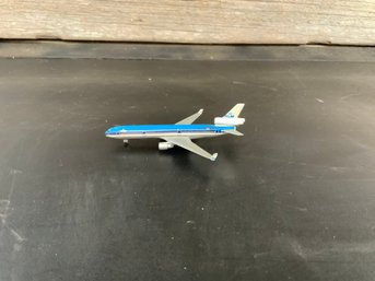 KLM Schabak  943MD-11 Made In Germany 4' X 3 1/2'