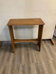 Wooden Plant Stand 29 1/2' X 26 1/2' X 13 12'