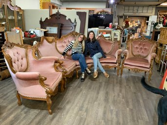 Pink Velvet Rococco Style Sofa And 2 Rolled Arm Chairs With Pecan Wood Made In Italy