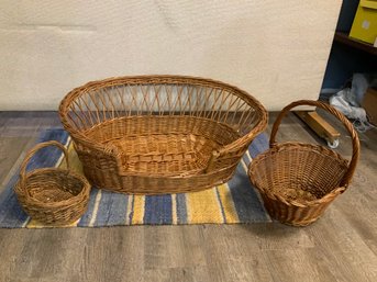Wicker Pet Bed With 2 Smaller Baskets 3 Pieces