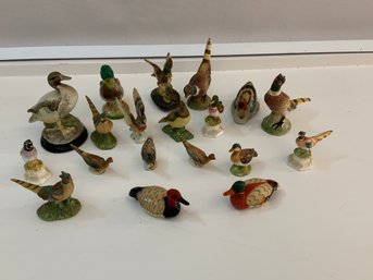 Lot Of Miniature Pheasants And Ducks 19 Pieces