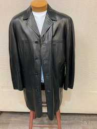 Men's Hugo Boss Leather Coat Made In Turkey 100 Lamb Leather 46R  No Stains Rips Or Discoloration