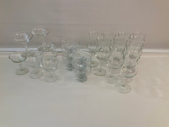 Glass Lot 6 Dessert Plates 8 Champage Glasses 10 Wine Glasses