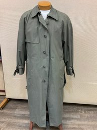 Men's London Fog Belted Trench Coat With Zip In Liner Full Length Size 40 R  No Stains Rips Or Discoloration